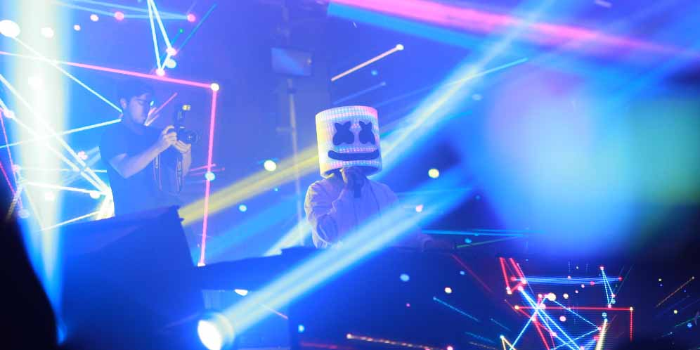 Serunya Berganti Hari Bersama Marshmello
